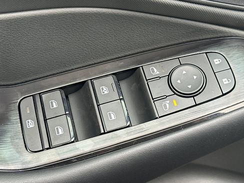 New 2026 Nissan Rogue S image 13