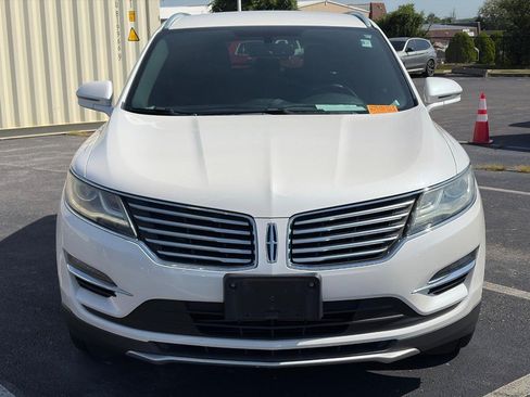 Used 2018 Lincoln MKC Select w/ Select Plus Package FWD image 2