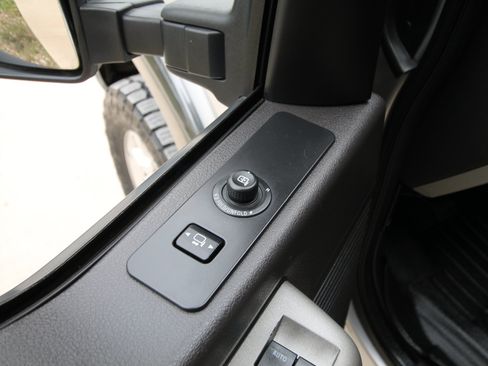 Used 2015 Ford F350 Lariat AWD/4WD image 21