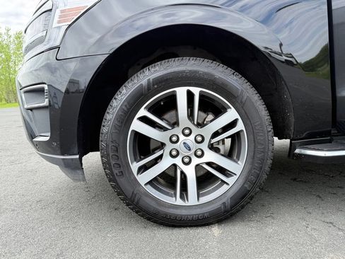 Used 2022 Ford Expedition Limited AWD/4WD image 42