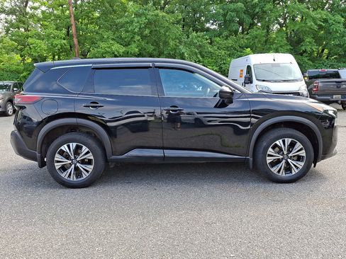 Used 2021 Nissan Rogue SV AWD/4WD image 5