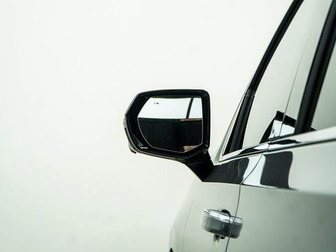 Used 2021 Cadillac Escalade Premium Luxury image 14