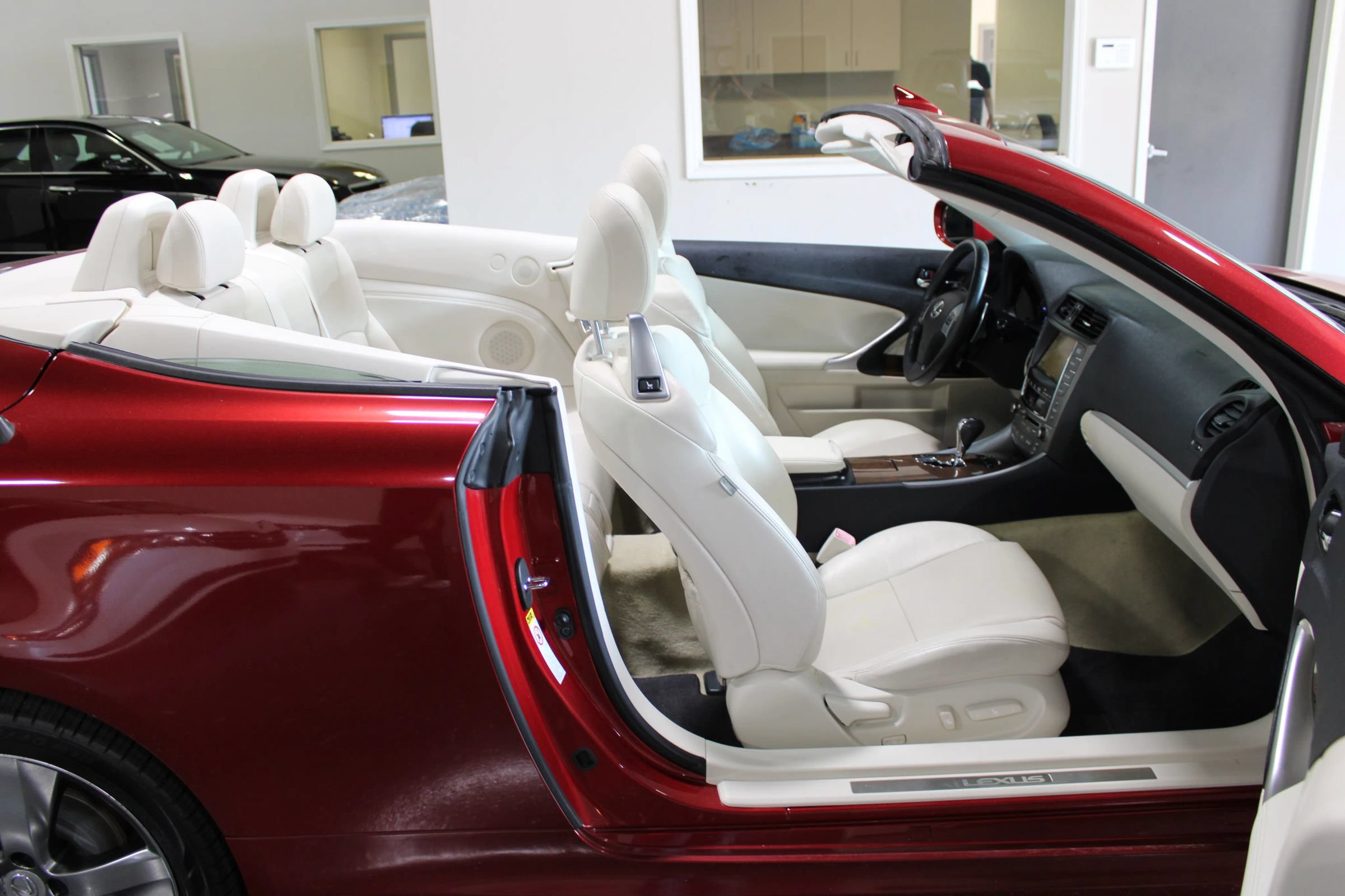 Used 2011 Lexus IS 350C RWD image 46