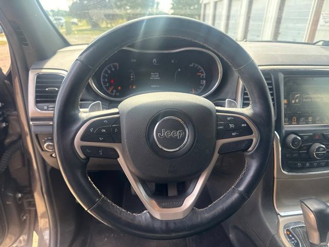 Used 2017 Jeep Grand Cherokee Limited AWD/4WD image 13