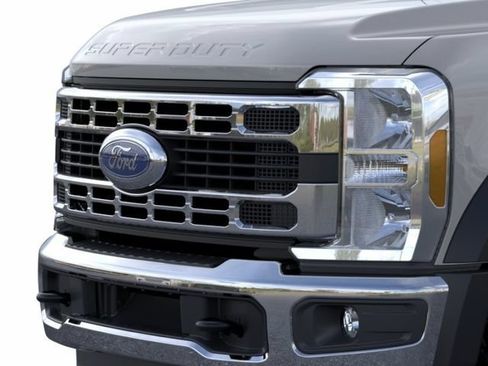 New 2026 Ford F450 XLT w/ XLT Value Package AWD/4WD image 19