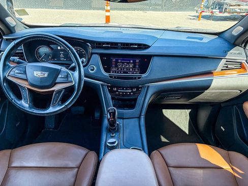 Certified 2023 Cadillac XT5 Premium Luxury AWD/4WD image 12
