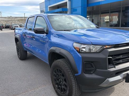 Used 2026 Chevrolet Colorado Trail Boss AWD/4WD image 3