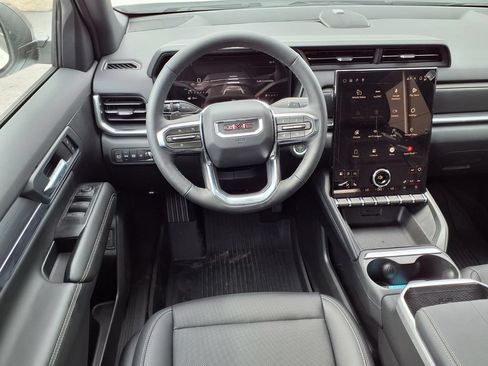 New 2027 GMC Terrain Elevation w/ Elevation Premium Package FWD image 7
