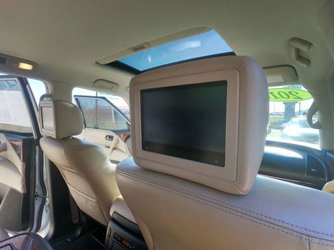 Used 2018 Nissan Armada Platinum w/ Captain Seat Package image 32