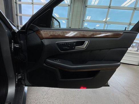 Used 2012 Mercedes-Benz E 350 Sedan image 26