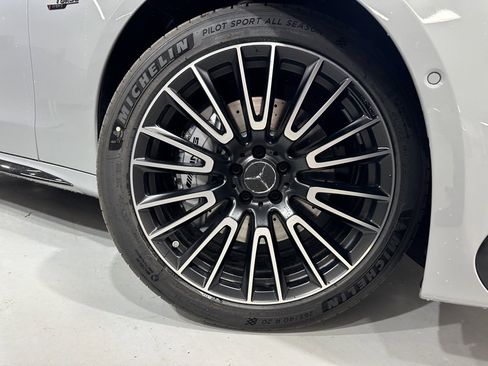 New 2026 Mercedes-Benz E 53 AMG e 4MATIC Sedan image 15