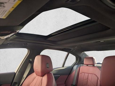 New 2026 BMW 530i xDrive image 17