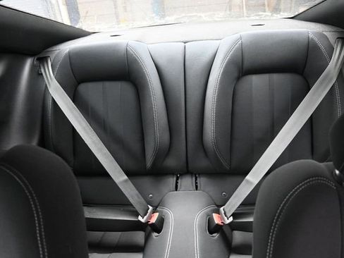 Used 2019 Ford Mustang GT image 39