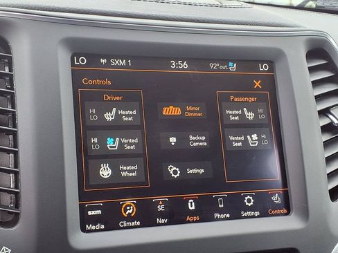 Used 2023 Jeep Cherokee Altitude Lux w/ Lux Elite Package AWD/4WD image 32