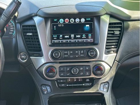 Used 2019 Chevrolet Tahoe Premier w/ Premier Plus Edition image 17