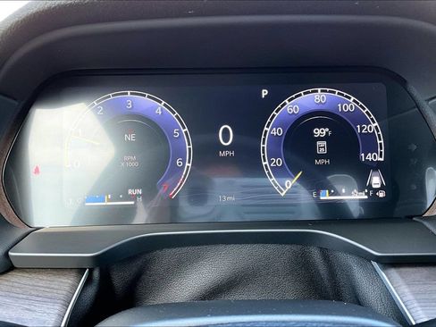 New 2026 Jeep Grand Cherokee Limited w/ Limited Altitude Package AWD/4WD image 8