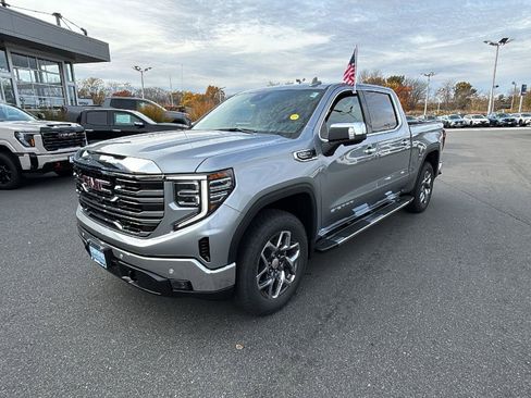 New 2026 GMC Sierra 1500 SLT w/ SLT Premium Plus Package image 3