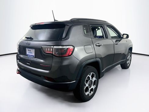 Used 2022 Jeep Compass Trailhawk w/ Sun and Sound Group AWD/4WD image 5