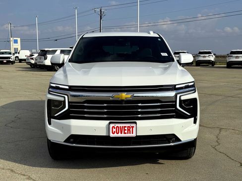 Used 2025 Chevrolet Tahoe LT w/ Comfort Package image 3