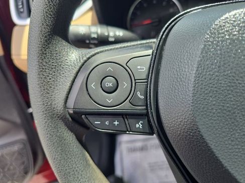 Used 2020 Toyota RAV4 XLE w/ Convenience Package FWD image 24