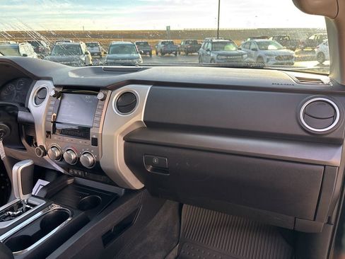 Used 2021 Toyota Tundra SR5 image 17