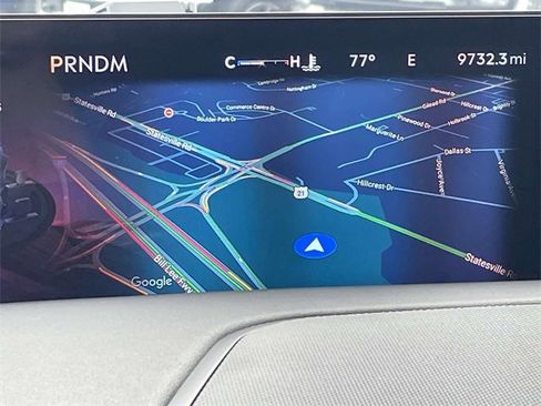 Used 2025 Lincoln Navigator Reserve w/ Jet Appearance Package image 9