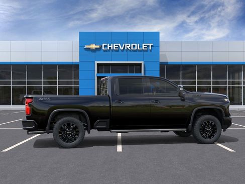 Used 2025 Chevrolet Silverado 2500 LTZ w/ Trail Boss Package AWD/4WD image 14