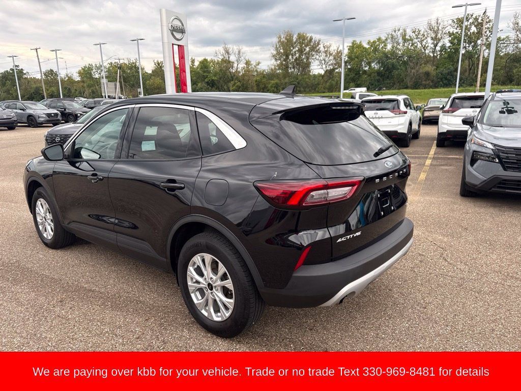 Used 2024 Ford Escape Active AWD/4WD image 5