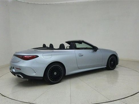 Used 2025 Mercedes-Benz CLE 300 4MATIC Cabriolet image 72