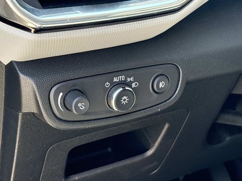 Used 2021 Chevrolet TrailBlazer LT image 17