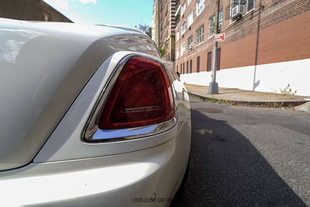 Used 2017 Rolls-Royce Wraith RWD image 69