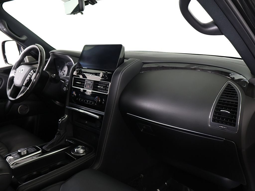 Used 2024 INFINITI QX80 Sensory AWD/4WD image 35