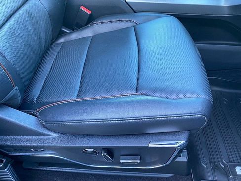 Certified 2023 Ford F150 Lariat w/ Equipment Group 502A High image 28