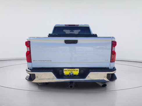 Used 2020 Chevrolet Silverado 2500 LT w/ All Star Edition AWD/4WD image 4
