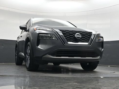 Certified 2023 Nissan Rogue SV FWD image 41