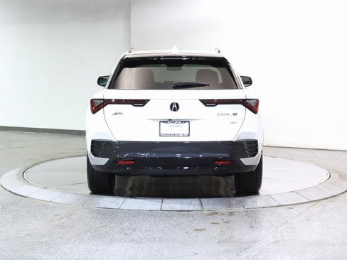 Certified 2024 Acura ZDX A-Spec image 8