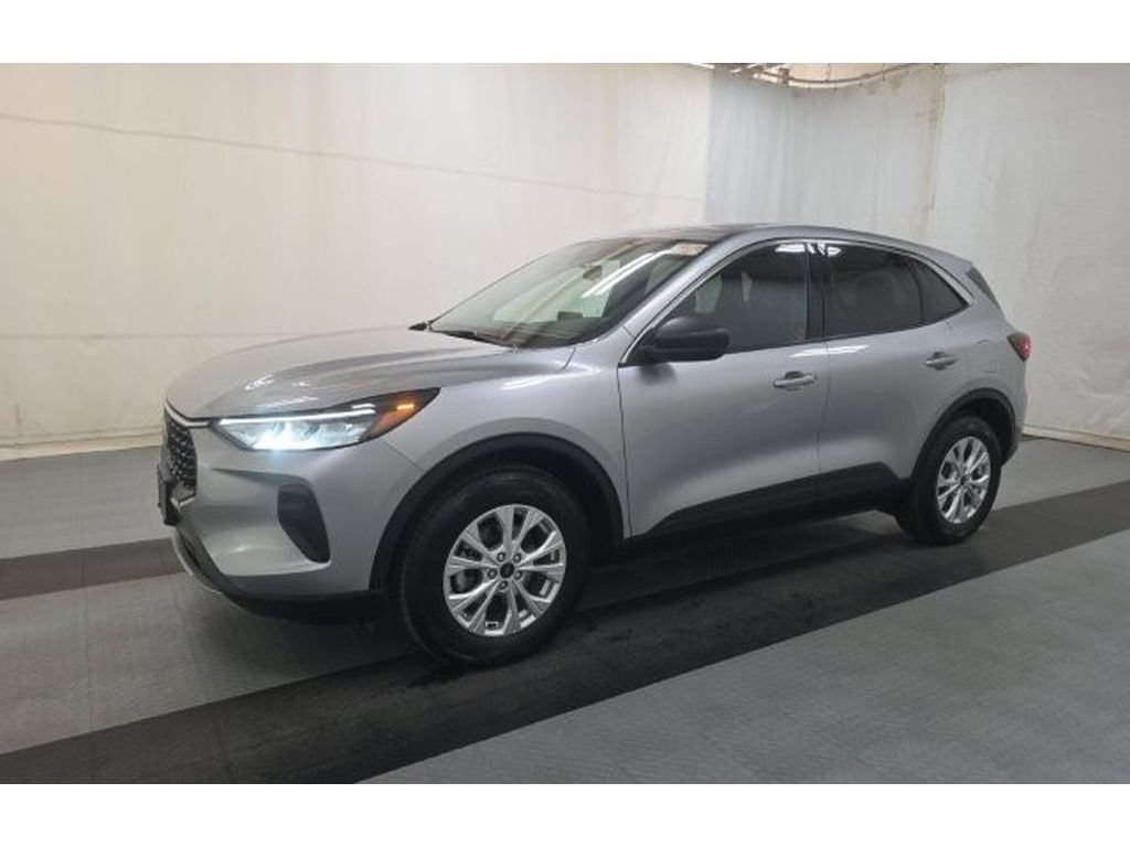 Used 2024 Ford Escape Active AWD/4WD image 1