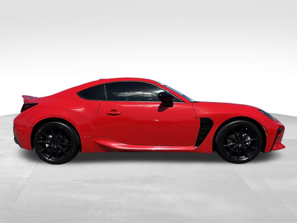 Used 2024 Toyota GR86 Premium RWD image 2