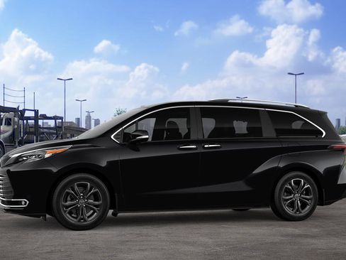 New 2026 Toyota Sienna Platinum image 5