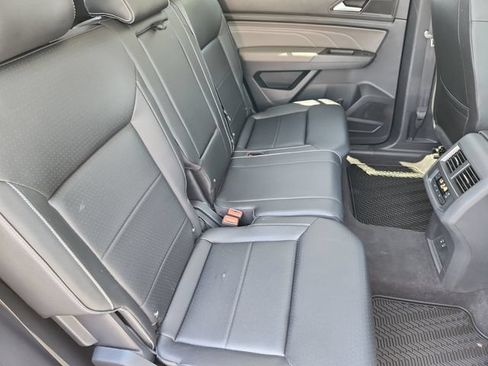 Used 2021 Volkswagen Atlas SE w/ Panoramic Sunroof Package AWD/4WD image 18