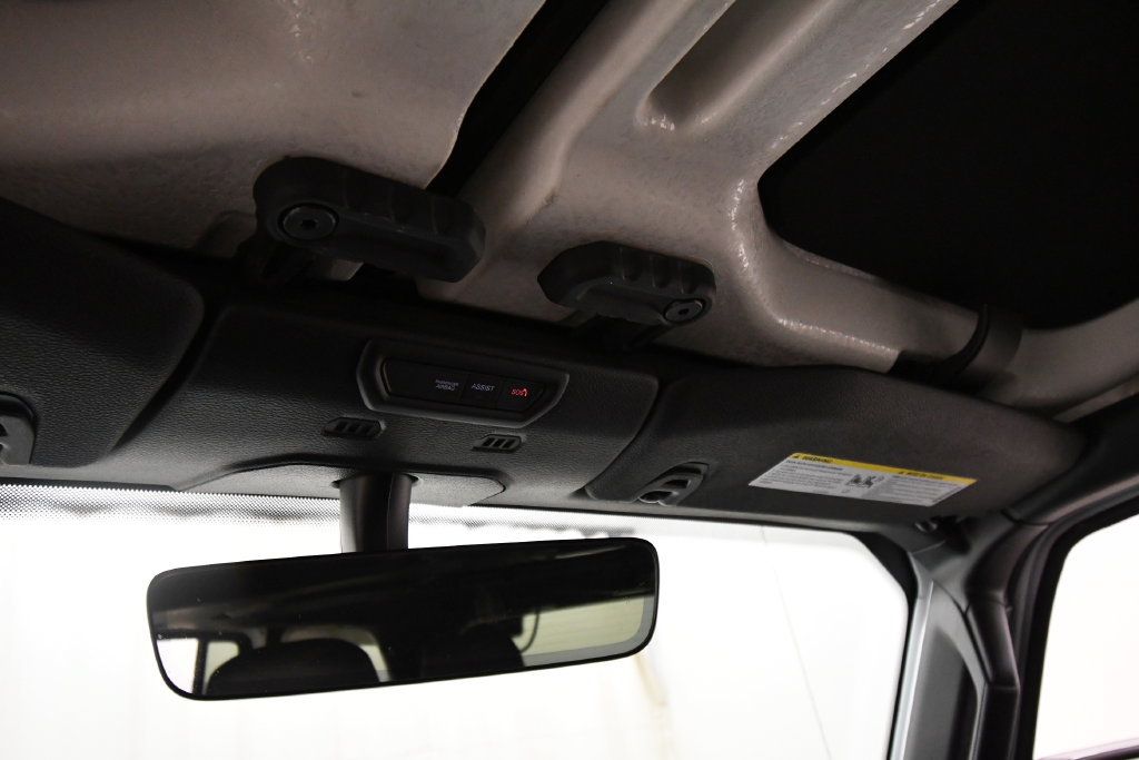 Used 2021 Jeep Wrangler Unlimited Sahara AWD/4WD image 28