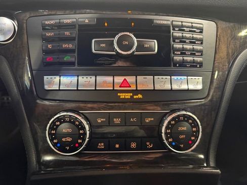 Used 2015 Mercedes-Benz SL 400 w/ Premium I Package image 35