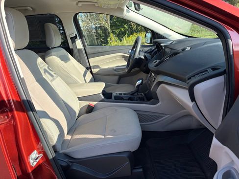 Used 2019 Ford Escape SE AWD/4WD image 26