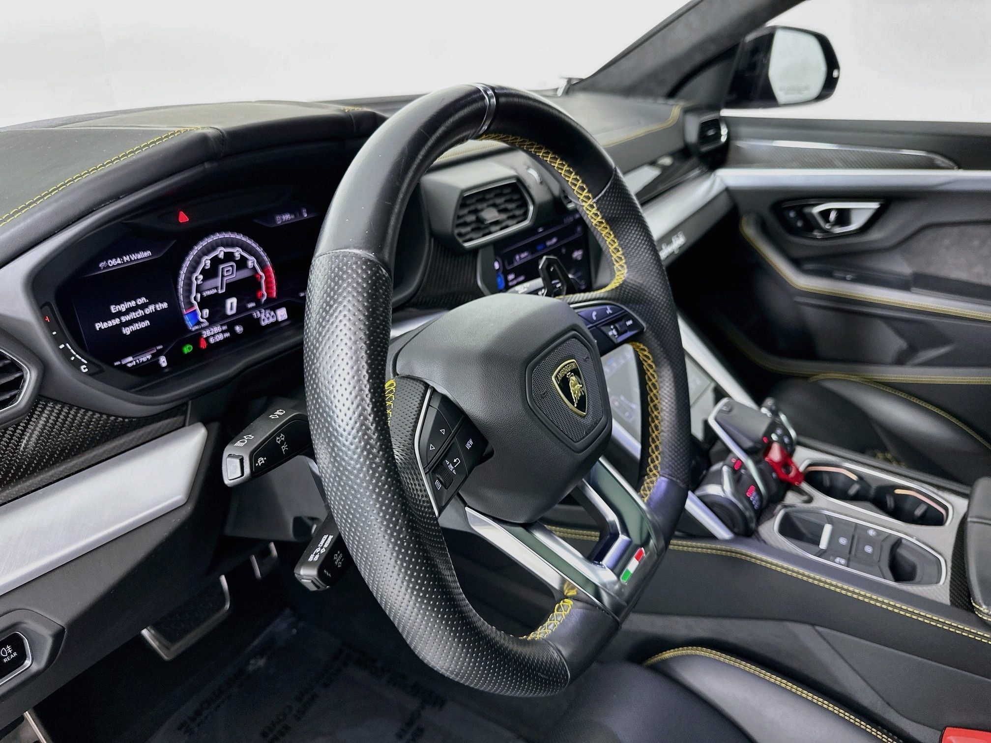 Used 2019 Lamborghini Urus AWD/4WD image 10