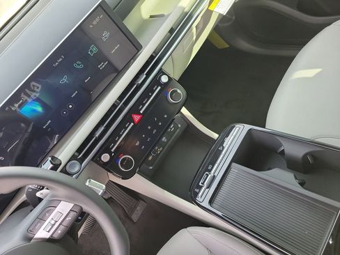 New 2026 Hyundai Tucson Blue SE w/ Tow & Go Package image 22