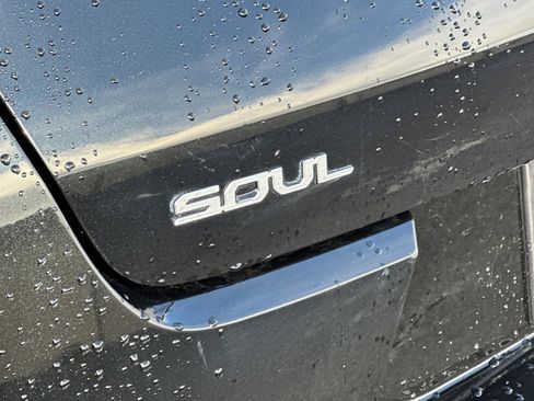 Used 2024 Kia Soul LX w/ Option Group 015 image 26