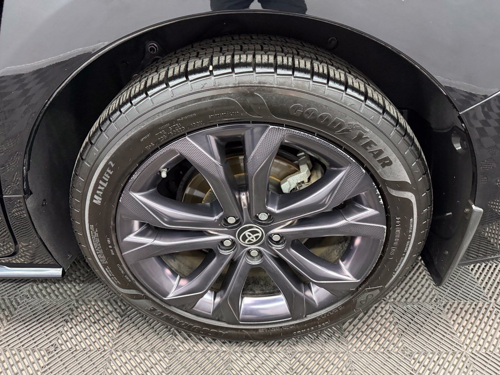 Used 2021 Toyota Sienna XSE w/ XSE Plus Package FWD image 20