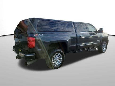 Used 2018 Chevrolet Silverado 3500 LTZ w/ Duramax Plus Package image 6