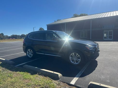 Used 2015 BMW X3 xDrive28i image 2