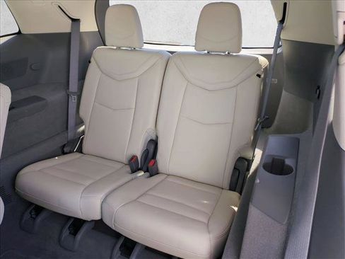 Used 2020 Cadillac XT6 Premium Luxury FWD image 21